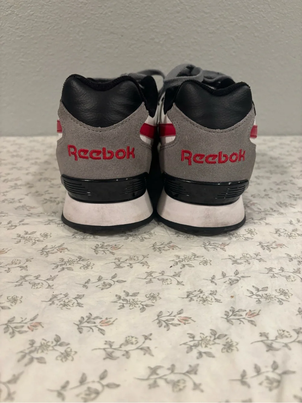 Reebok Men’s Classic Sneakers in Gray, White and Red